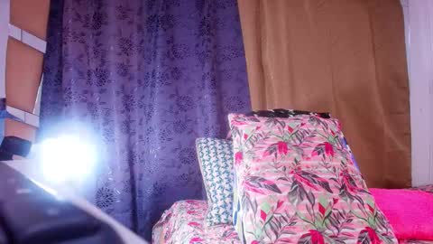 Debora  online show from 10-11-25, 11:53