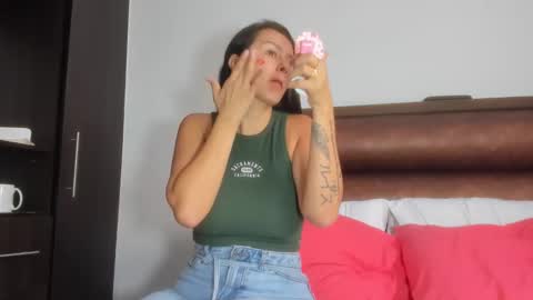sweet1004 online show from 10-23-25, 12:15