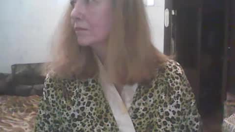 Snapshot of sweet4blonde609 chatting on 08-04-26, 07:05 sweet4blonde609 online show from 08-04-26, 07:05