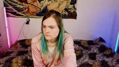 Haeyang  Torry online show from 10-18-25, 05:21