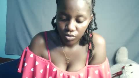 Snapshot of sweet69berry chatting on 12-17-25, 07:36 sweet69berry online show from 12-17-25, 07:36