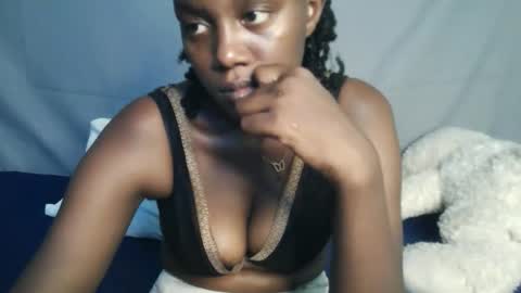 Snapshot of sweet69berry chatting on 12-18-25, 09:48 sweet69berry online show from 12-18-25, 09:48