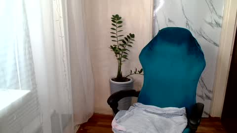 Snapshot of sweet__mooon chatting on 12-14-24, 06:35 sweet__mooon online show from 12-14-24, 06:35