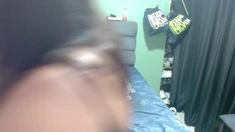 Snapshot of sweet__nikol chatting on 02-28-25, 05:37 Nikol online show from 02-28-25, 05:37