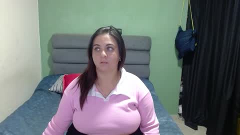 Snapshot of sweet__nikol chatting on 03-12-25, 01:51 Nikol online show from 03-12-25, 01:51