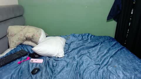 Snapshot of sweet__nikol chatting on 09-13-25, 10:53 Nikol online show from 09-13-25, 10:53