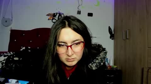 sweet__suck69bitch online show from 01-08-25, 03:40