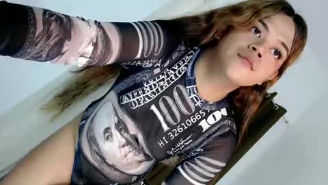 CLEO online show from 10-28-25, 07:23