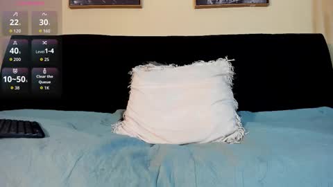 Snapshot of sweet_alessandro1 chatting on 10-23-25, 07:56 alessandre online show from 10-23-25, 07:56