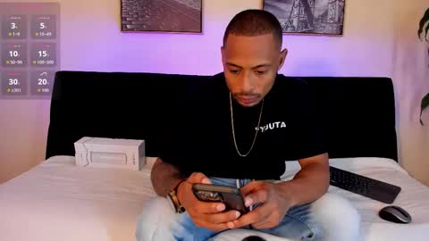 Snapshot of sweet_alessandro1 chatting on 02-07-26, 07:39 alessandre online show from 02-07-26, 07:39