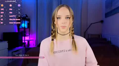 Call me Alis   online show from 10-09-25, 03:32