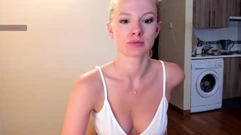 Snapshot of sweet_angel_a chatting on 07-05-26, 04:58 Ann - your sweet girl online show from 07-05-26, 04:58