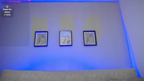 Bella Valery online show from 11-14-25, 10:29