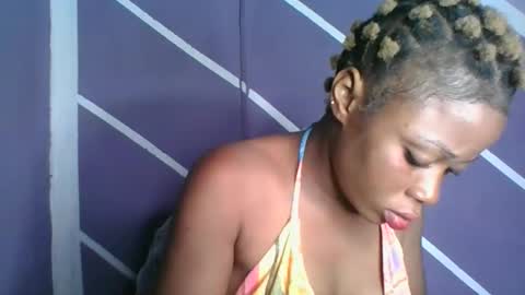 baby girl online show from 10-21-25, 03:40