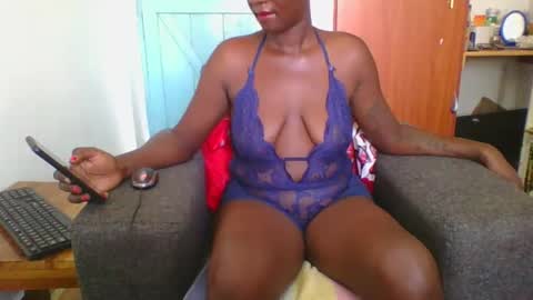 bella online show from 02-26-25, 02:14