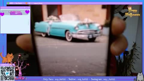 Snapshot of sweet_bluee chatting on 10-27-25, 02:10 Tutti online show from 10-27-25, 02:10