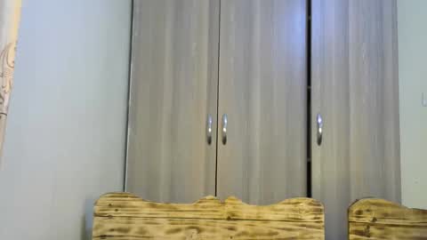 Snapshot of sweet_bobo chatting on 10-13-25, 02:39 Ocean online show from 10-13-25, 02:39