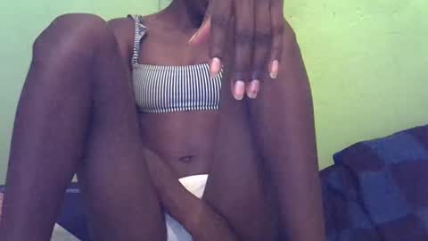 sweet_candie01 online show from 11-11-25, 01:33