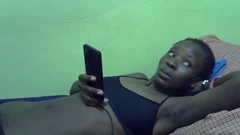 sweet_candie01 online show from 12-21-25, 05:09