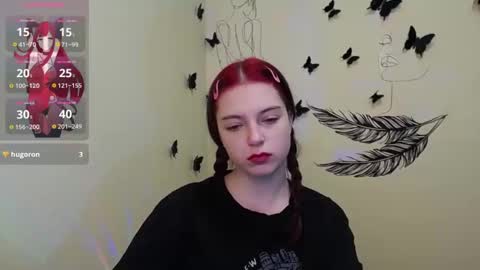 Snapshot of sweet_cherryg chatting on 12-14-24, 11:18 Ivy online show from 12-14-24, 11:18