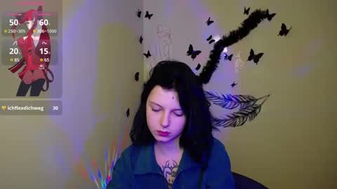 Snapshot of sweet_cherryg chatting on 01-31-25, 04:38 Ivy online show from 01-31-25, 04:38