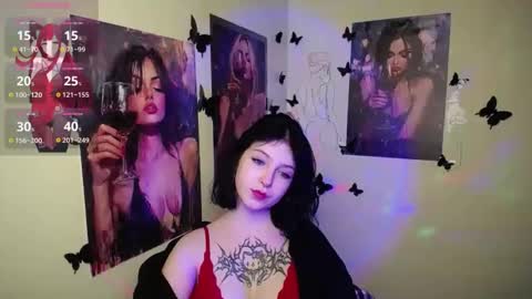 Snapshot of sweet_cherryg chatting on 03-04-25, 01:38 Ivy online show from 03-04-25, 01:38