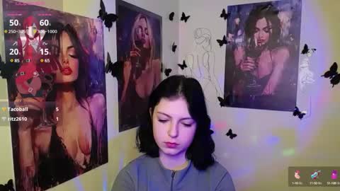 Snapshot of sweet_cherryg chatting on 03-11-25, 05:13 Ivy online show from 03-11-25, 05:13