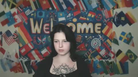 Snapshot of sweet_cherryg chatting on 09-25-25, 12:09 Ivy online show from 09-25-25, 12:09