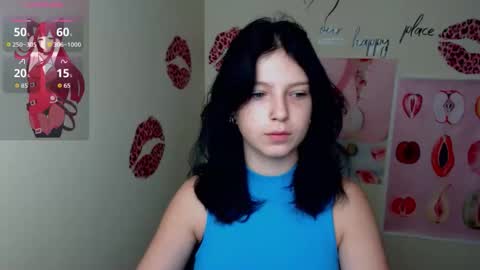 Snapshot of sweet_cherryg chatting on 10-12-25, 06:45 Ivy online show from 10-12-25, 06:45