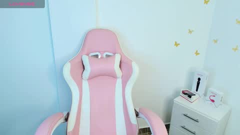 sweet_dania_ online show from 02-09-25, 12:49