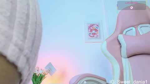 sweet_dania_ online show from 02-03-26, 12:20