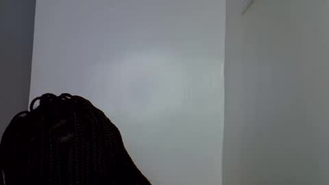 sweet_diva19 online show from 12-19-25, 11:23