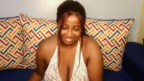 sweet_dollo online show from 10-12-25, 06:45