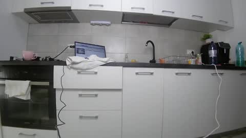 Snapshot of sweet_ella chatting on 03-12-25, 07:13 online show from 03-12-25, 07:13