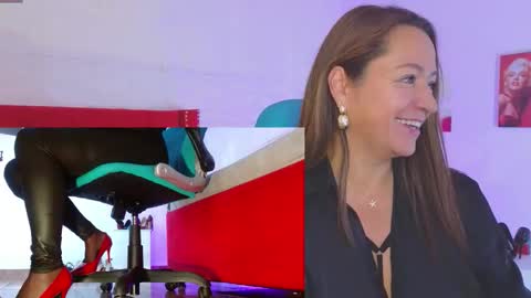 Sweet Evans online show from 09-24-25, 03:10