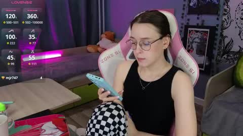 Alice online show from 02-03-26, 06:40