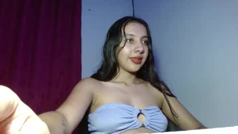 Snapshot of sweet_isaa chatting on 12-21-24, 06:41 Hello welcome to my room - follow me please online show from 12-21-24, 06:41