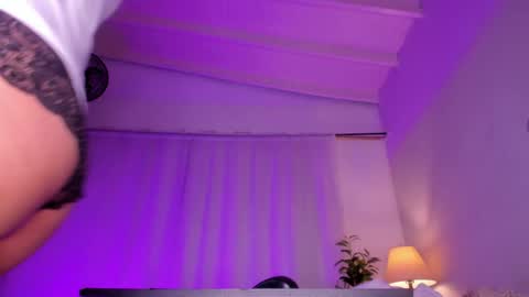 Snapshot of sweet_kahia chatting on 12-26-24, 03:59 Diana online show from 12-26-24, 03:59