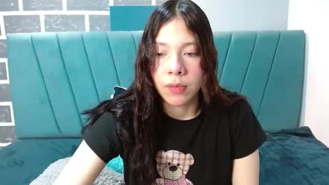 sweet_kitty_05 online show from 02-10-26, 12:15