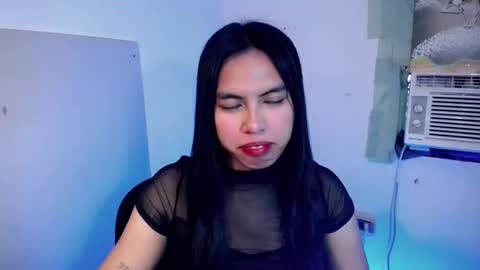 sweet_kyline69 online show from 11-02-25, 08:17
