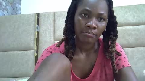 Snapshot of sweet_lady020 chatting on 10-28-25, 10:30 sweet_lady020 online show from 10-28-25, 10:30