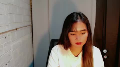 LAIKA online show from 12-15-24, 08:58