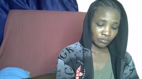 Snapshot of sweet_lessly chatting on 01-13-26, 12:16 sweet_lessly online show from 01-13-26, 12:16