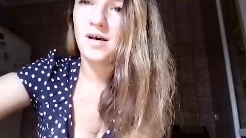 Anna online show from 03-03-25, 04:46