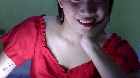 Snapshot of sweet_luna_26 chatting on 10-16-25, 10:49 Sweet online show from 10-16-25, 10:49