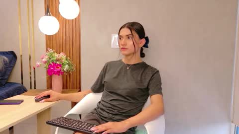 sweet_mafee online show from 02-04-26, 05:30