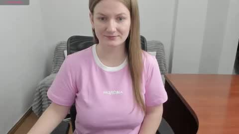 Mila online show from 02-20-26, 02:28