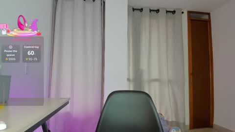 Snapshot of sweet_mia80 chatting on 02-01-26, 09:13 MIA online show from 02-01-26, 09:13