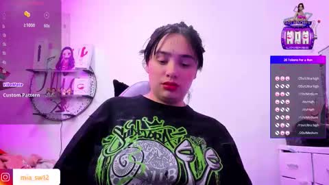 Mia Johns online show from 11-29-25, 05:32