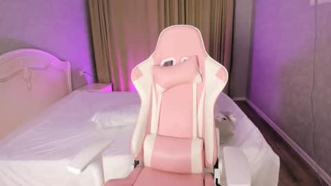 Mikasa online show from 11-06-25, 12:28